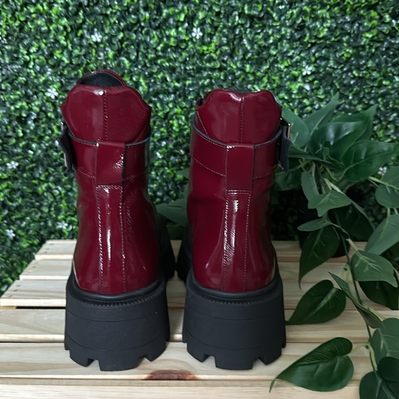 Urban Outfitters Cooperative Tania Buckled Boots - Picture 4 of 6